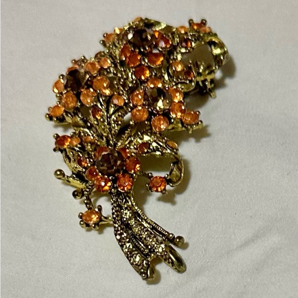 Beautiful Antique Orange or peach color brooch